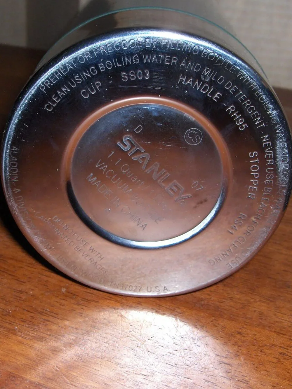 Stanley 1.1 Qt. ( Liter ) Never Used - Picture 4 of 7